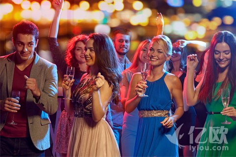 BAT争相布局泛娱乐，2016年创业机会还有哪些？