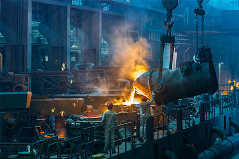 产能过剩的钢铁股一字涨停，只因不炼钢改炼“金”？
