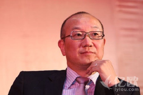 冯仑退场,万通地产正式易主