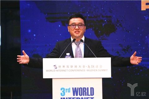 百度总裁张亚勤：AI时代，应该多领域结合创造新业务