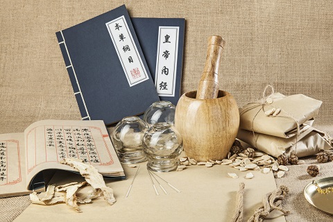 不止《中国的中医药白皮书》，近年扶持中医药发展的文件多达50份